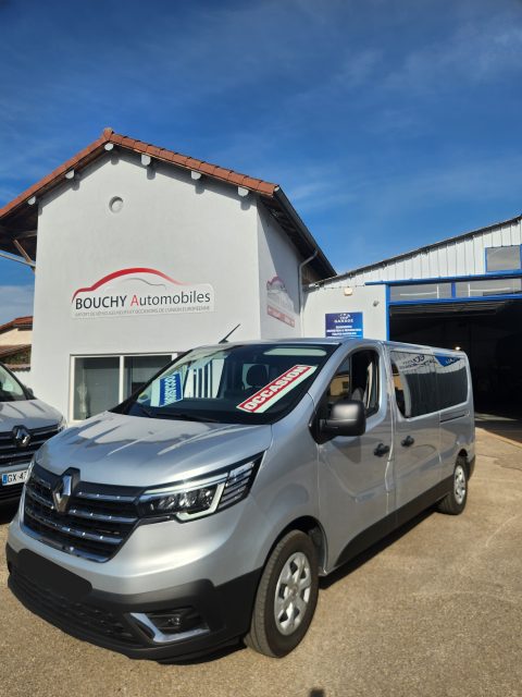 Renault TRAFIC 9 PLACES 